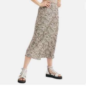 FREE PEOPLE skirt size 2